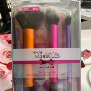 Real techniques brush set